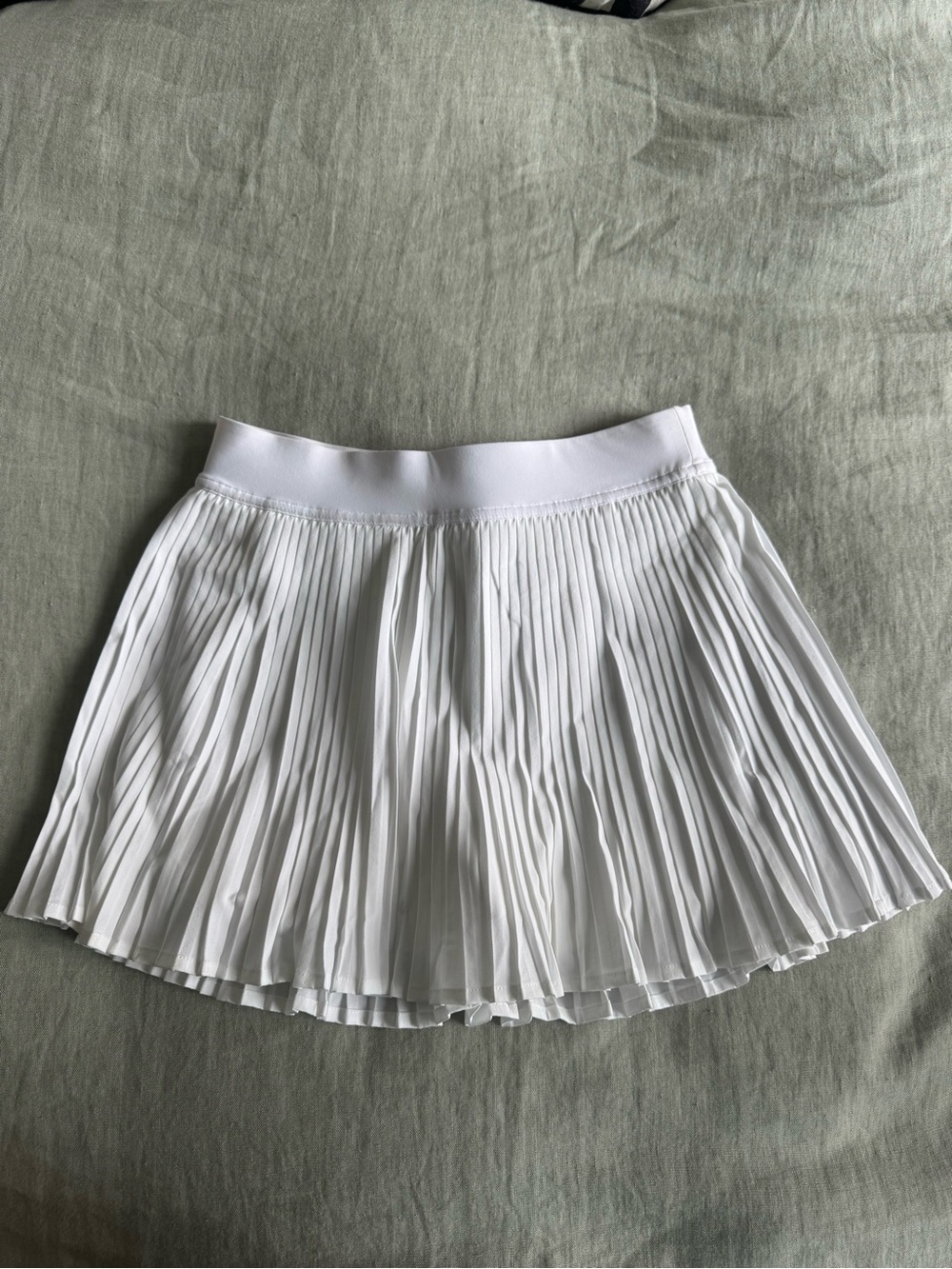 Lululemon pleated tennis skort